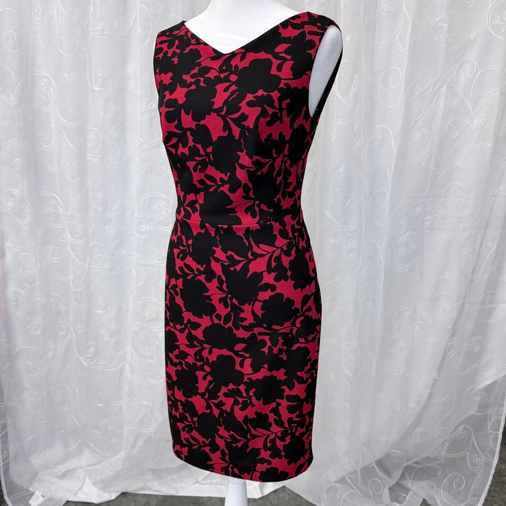 Tommy Hilfiger Red Black Floral Sheath Dress Sleeveless Bateau Neck Size 2 - Picture 2 of 9